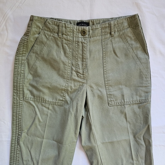 Talbots Petite Slim Cargo Pant Khaki Cropped Mid-rise Soft Patch Pockets Pants - Picture 2 of 6